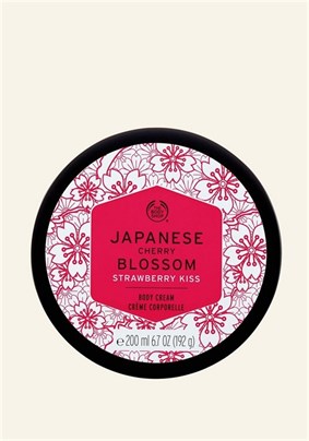 Japanese Cherry Blossom Strawberry Kiss Vücut Kremi